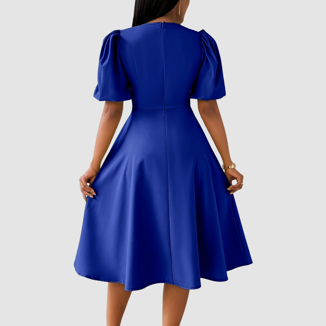 Clara Bloom | Elegancka Czarna Sukienka Midi