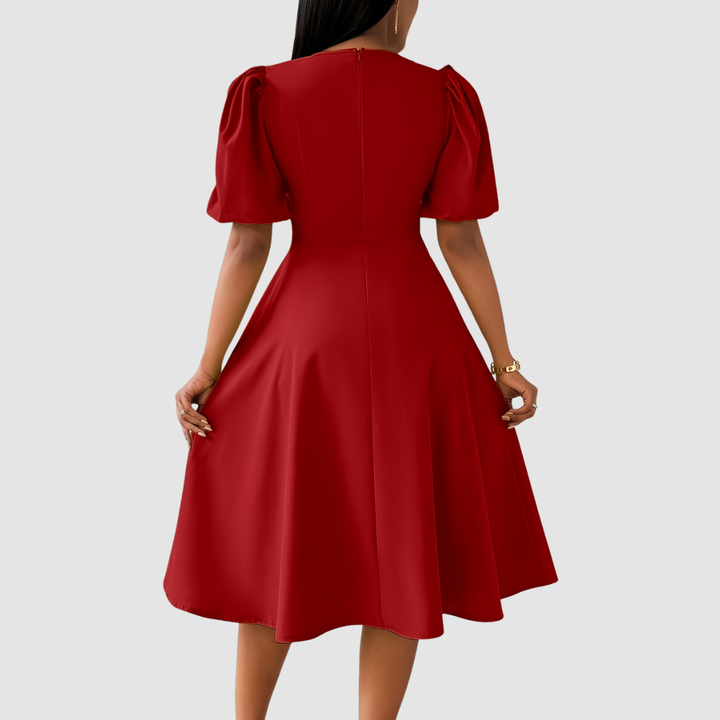 Clara Bloom | Elegancka Czarna Sukienka Midi