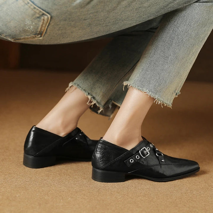 Pumps Vittoria na pasku