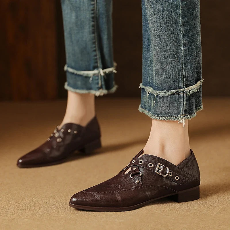 Pumps Vittoria na pasku