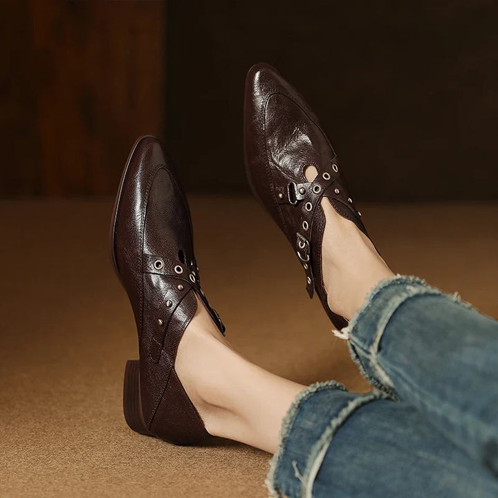 Pumps Vittoria na pasku
