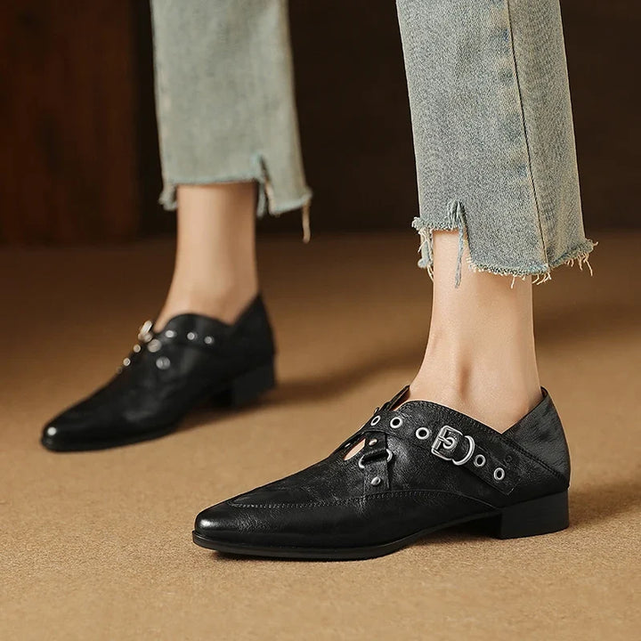 Pumps Vittoria na pasku