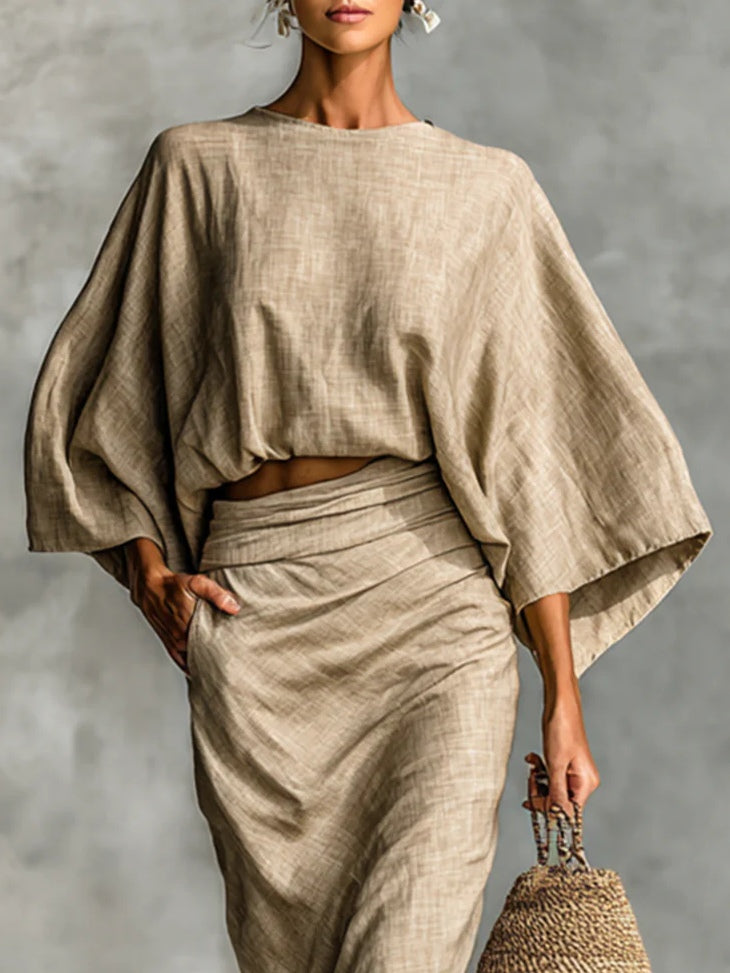 WILLOW | Beżowy Dwuczęściowy Zestaw z Topem z Batwingami i Długą Spódnicą dla Bezwysiłkowej Elegancji