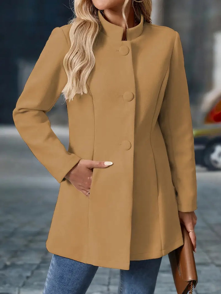 Meghan – Ponadczasowy elegancki płaszcz