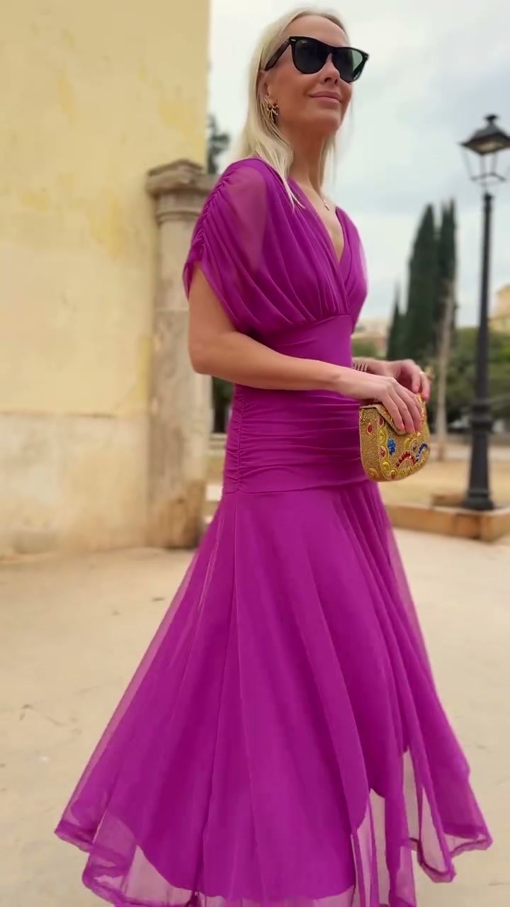 Fiona - Elegancka Sukienka Fuksjowa
